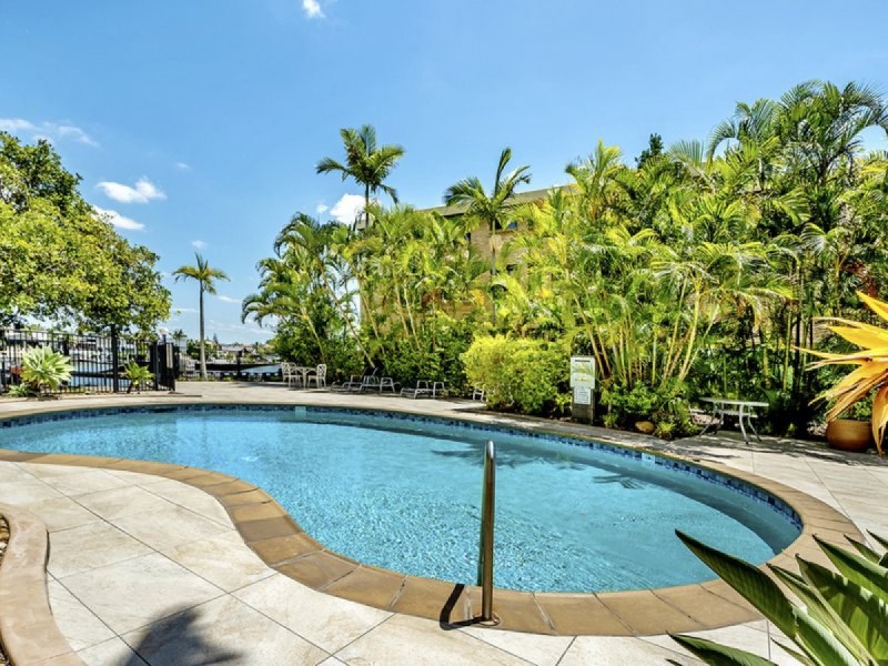 4/2916 Gold Coast Highway, Surfers Paradise QLD 4217