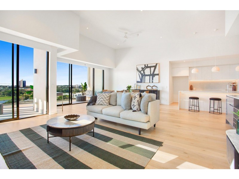 703/601 The Glades Drive, Robina QLD 4226