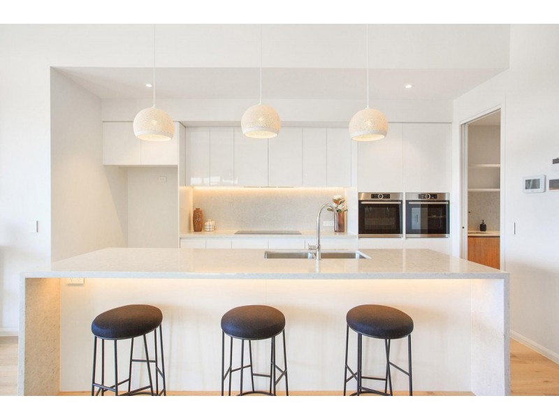 703/601 The Glades Drive, Robina QLD 4226