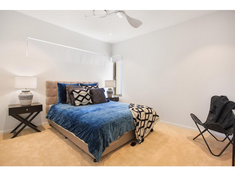 703/601 The Glades Drive, Robina QLD 4226