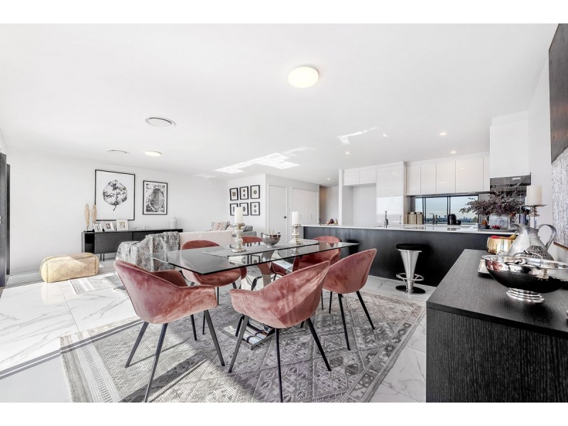 19/34 John Francis Drive, Carrara QLD 4211