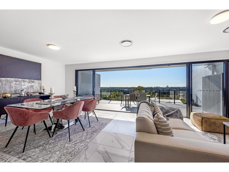 19/34 John Francis Drive, Carrara QLD 4211