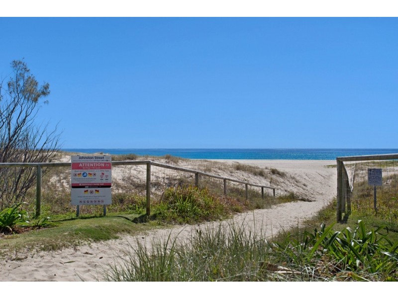 12/99 Golden Four Drive, Bilinga QLD 4225