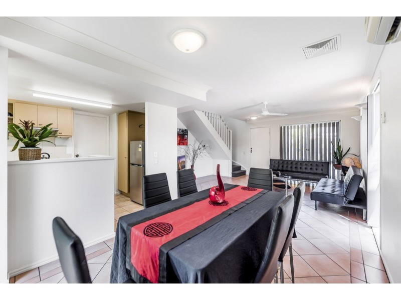 213/215 Cottesloe Drive, Mermaid Waters QLD 4218