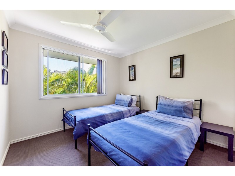 213/215 Cottesloe Drive, Mermaid Waters QLD 4218