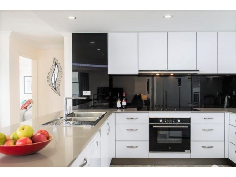 7E/1 Albert Avenue, Broadbeach QLD 4218