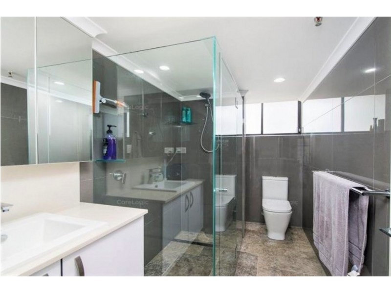 7E/1 Albert Avenue, Broadbeach QLD 4218