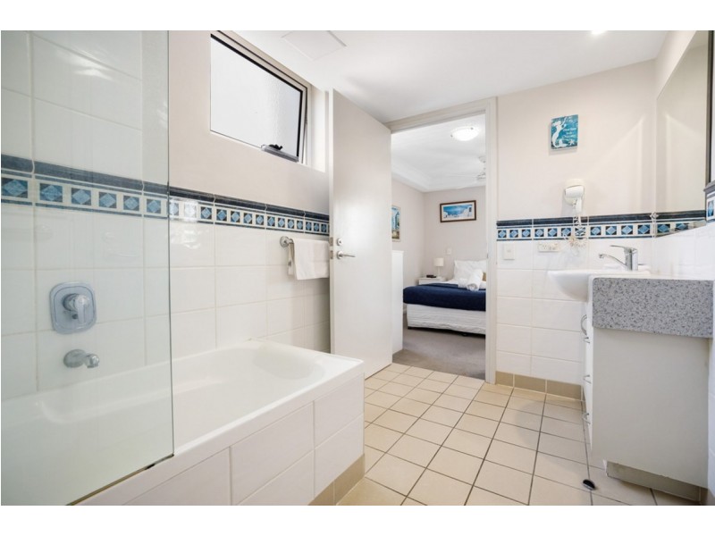 3A/11 Wharf Road, Surfers Paradise QLD 4217