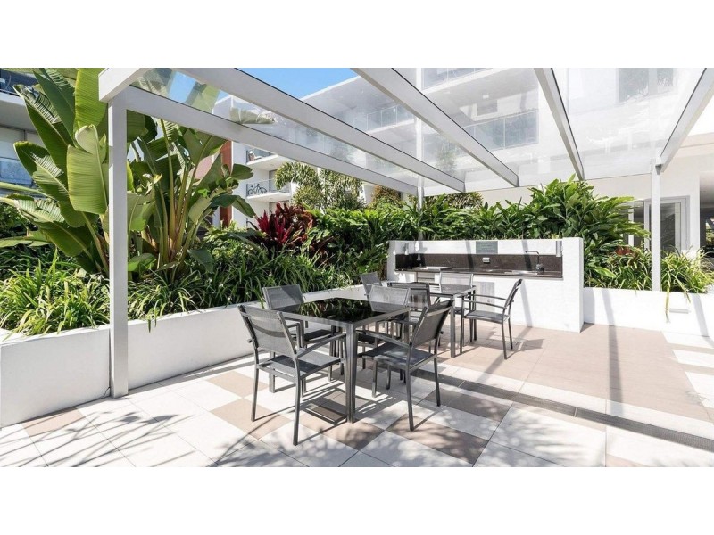 2304/1 Waterford Court, Bundall QLD 4217