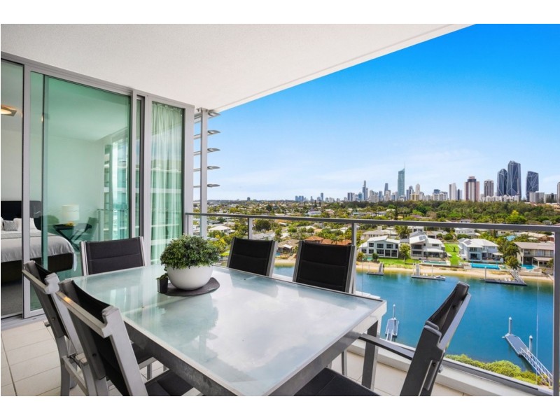 2802/33 T E PETERS Drive, Broadbeach Waters QLD 4218