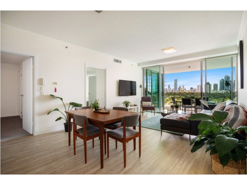 2802/33 T E PETERS Drive, Broadbeach Waters QLD 4218