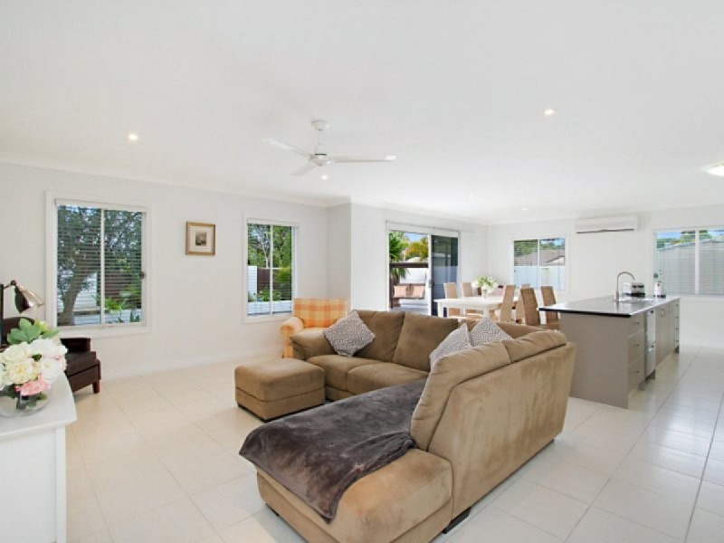 46 Heights Drive, Robina QLD 4226