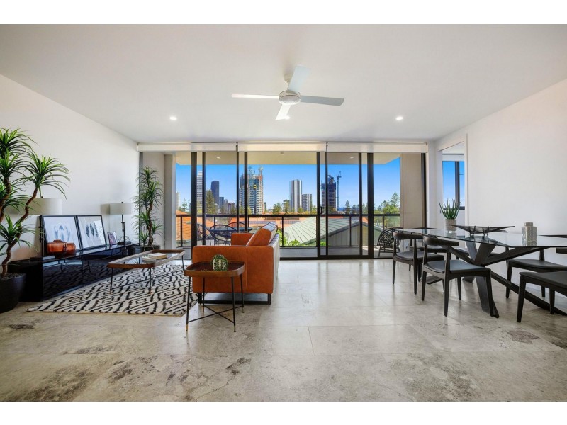 305/95 Old Burleigh Road, Broadbeach QLD 4218