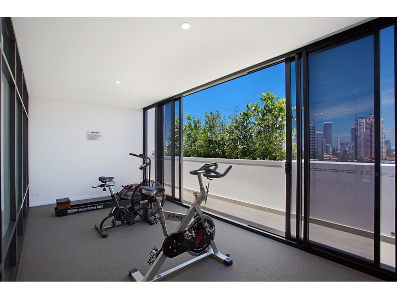 305/95 Old Burleigh Road, Broadbeach QLD 4218