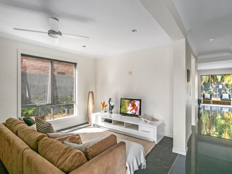 20 Brindisi Avenue, Isle Of Capri QLD 4217