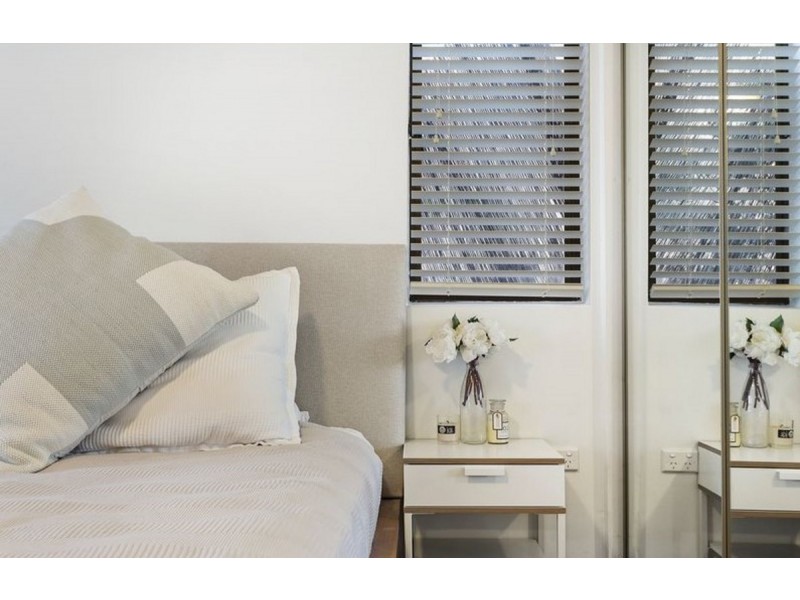 2/43 Karbunya Street, Mermaid Waters QLD 4218