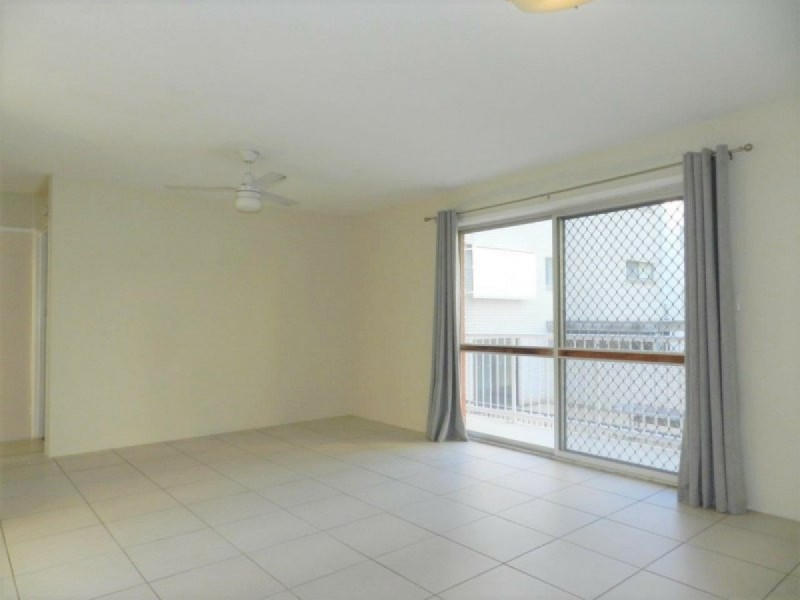 3/14 Chelsea Avenue, Broadbeach QLD 4218
