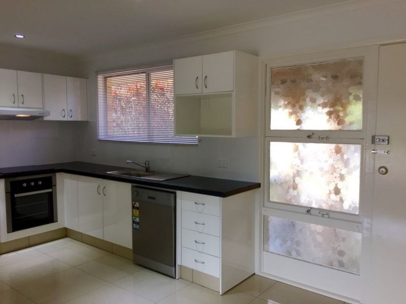 15 Key West, Broadbeach Waters QLD 4218