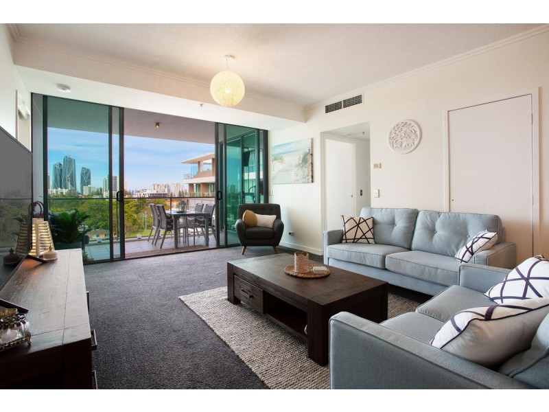 2805/33 T E Peters Drive, Broadbeach Waters QLD 4218
