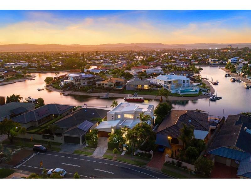 43 Boomerang Crescent, Sorrento QLD 4217