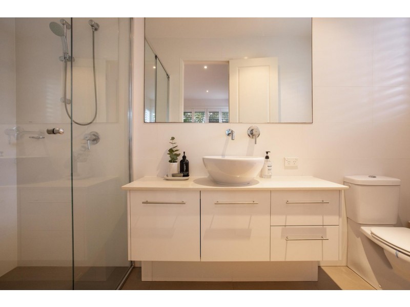 43 Boomerang Crescent, Sorrento QLD 4217