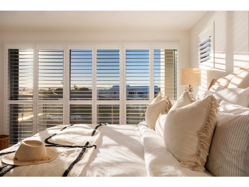 43 Boomerang Crescent, Sorrento QLD 4217