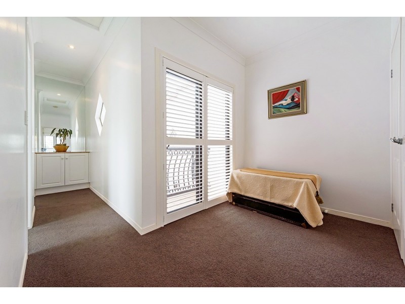1/19 Jubilee Avenue, Broadbeach QLD 4218