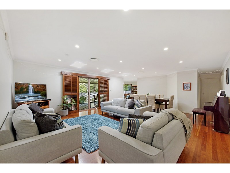 53 Galapogas Way, Pacific Pines QLD 4211