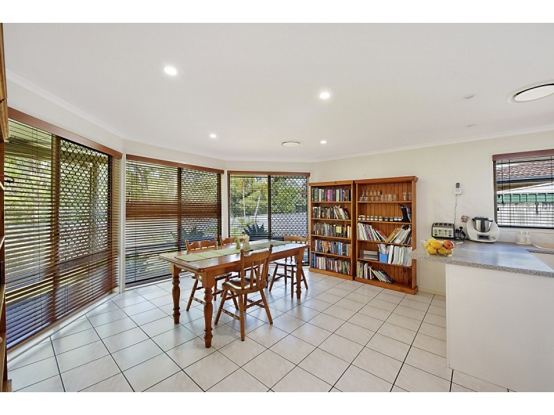 53 Galapogas Way, Pacific Pines QLD 4211