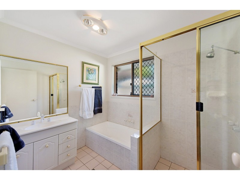 53 Galapogas Way, Pacific Pines QLD 4211