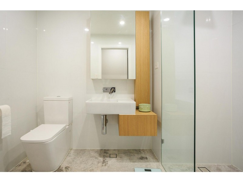 502/95 Old Burleigh Road, Broadbeach QLD 4218