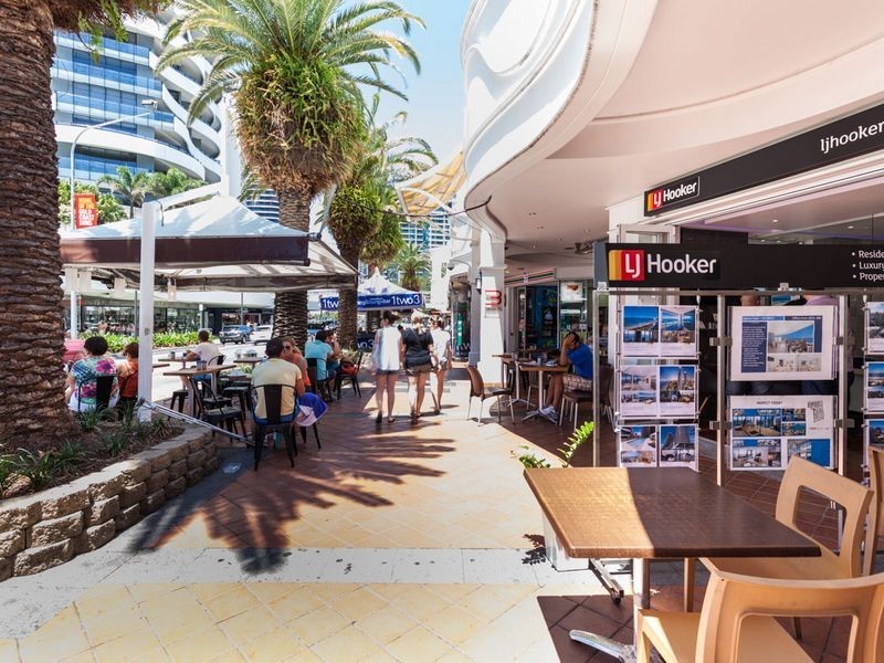 Penthouse/177 Old Burleigh Road, Broadbeach QLD 4218