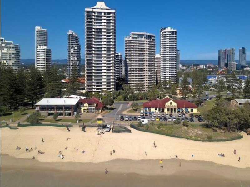 21/15 Pacific Street, Main Beach QLD 4217