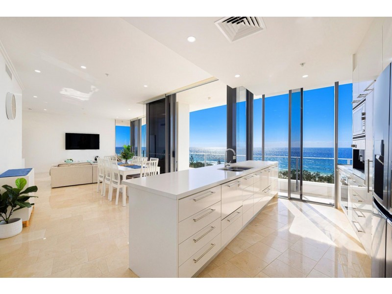 28/173 Old Burleigh Road, Broadbeach QLD 4218