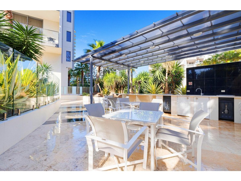 28/173 Old Burleigh Road, Broadbeach QLD 4218