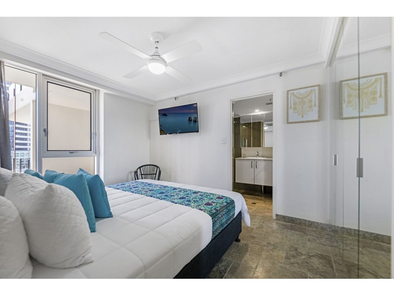 7E/1 Albert Avenue, Broadbeach QLD 4218