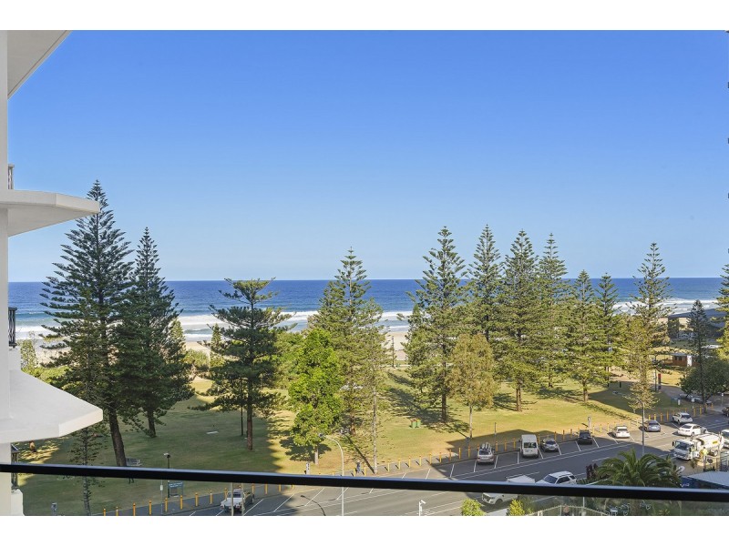 7E/1 Albert Avenue, Broadbeach QLD 4218