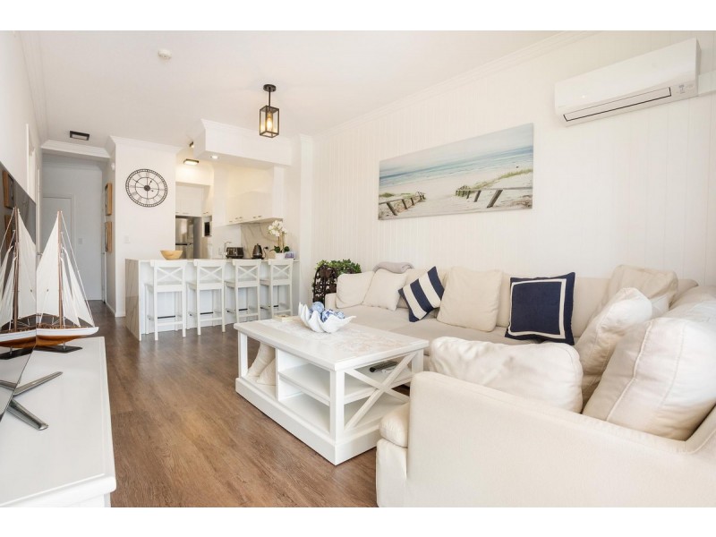 412/9-21 Beach Parade, Surfers Paradise QLD 4217