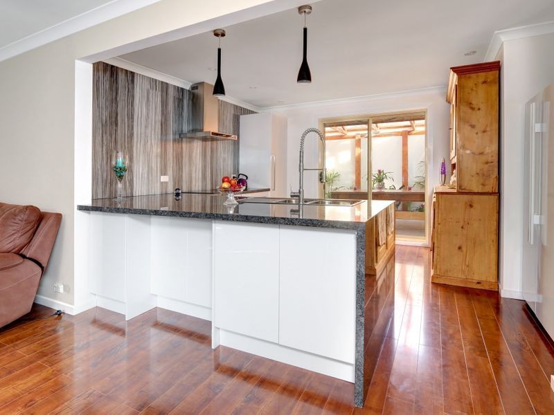 1/930 Nepean Highway, Mornington VIC 3931