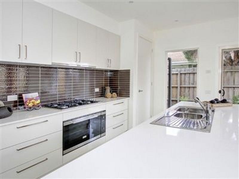 2/20 Wellington Street, Mornington VIC 3931