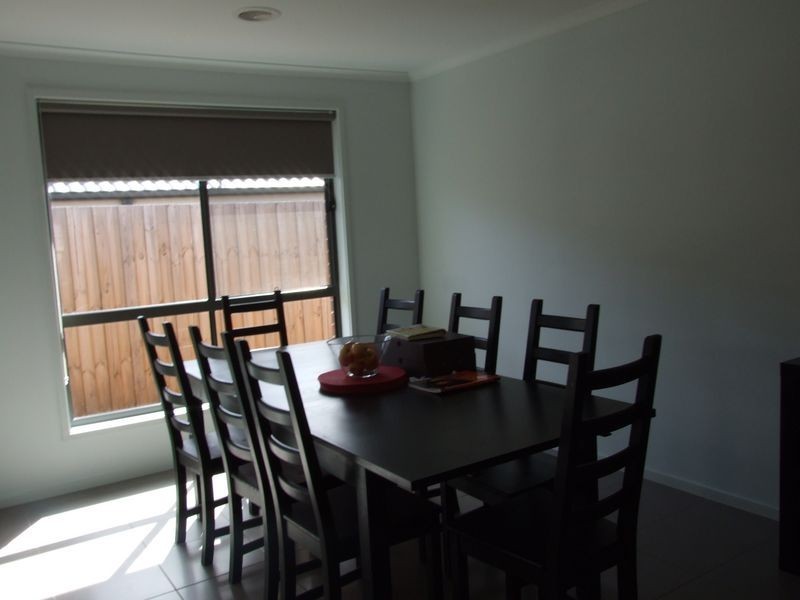 34 Elspeth Circuit, Mount Martha VIC 3934