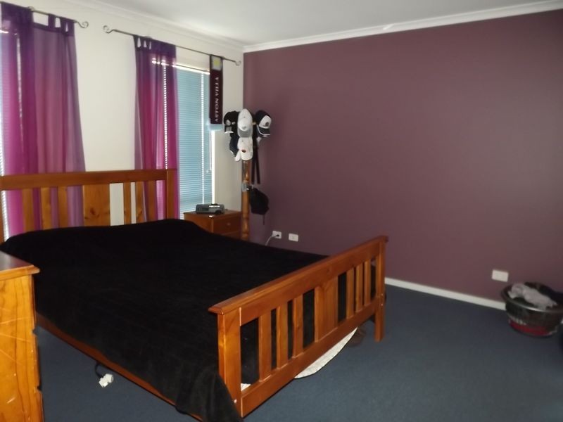 12 Bagshot Court, Mornington VIC 3931