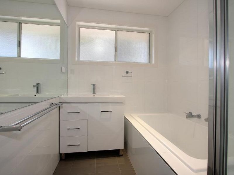 2/11 Wellington Street, Mornington VIC 3931