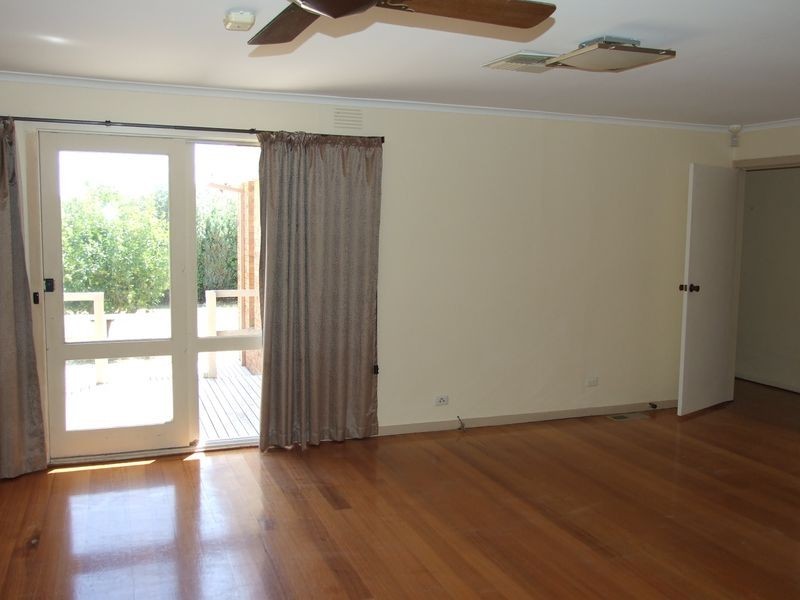 38 Gleneagles Avenue, Mornington VIC 3931