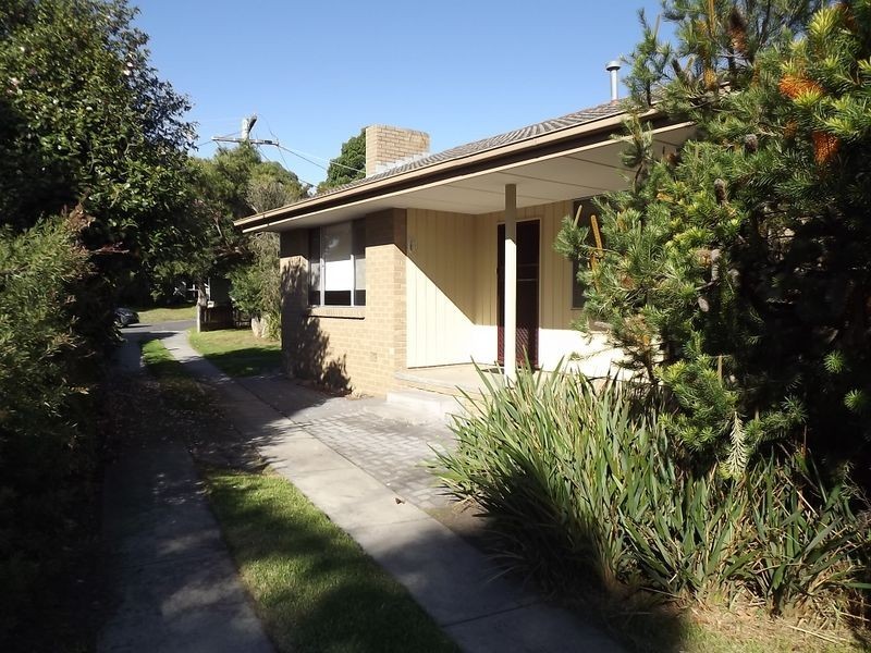 16 Banool Street, Frankston South VIC 3199