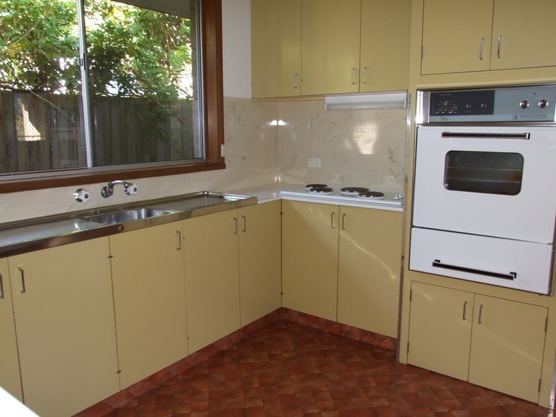 16 Banool Street, Frankston South VIC 3199