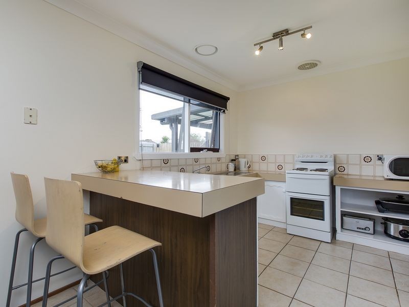 28 Carcoola Court, Rosebud VIC 3939