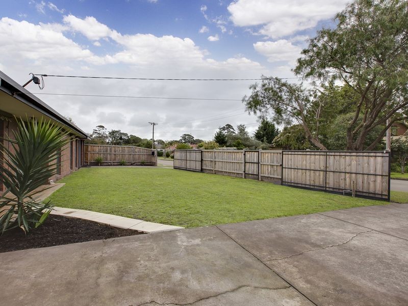 28 Carcoola Court, Rosebud VIC 3939