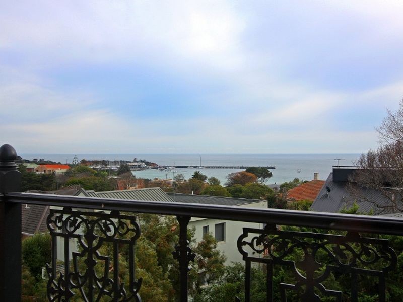 3/14 Tanti Avenue, Mornington VIC 3931