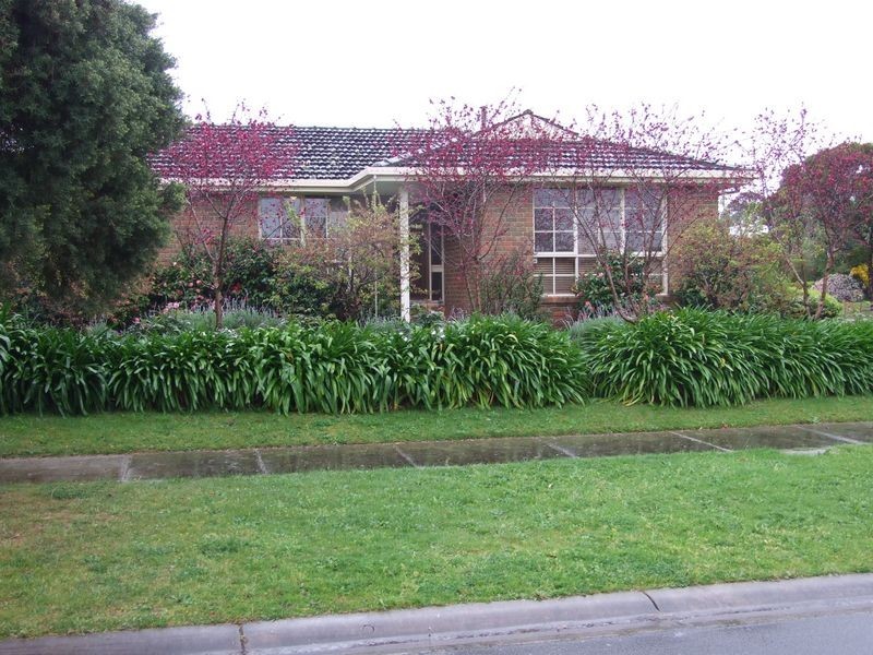 27 Melaleuca Drive, Mornington VIC 3931